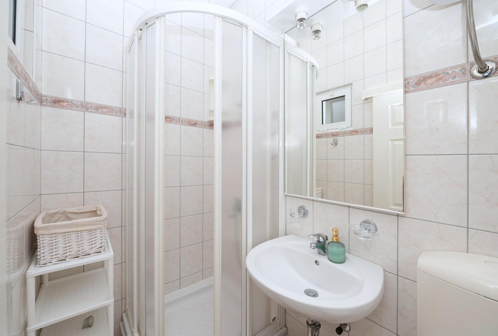 Apartments Sokol Makarska Eksteriør bilde