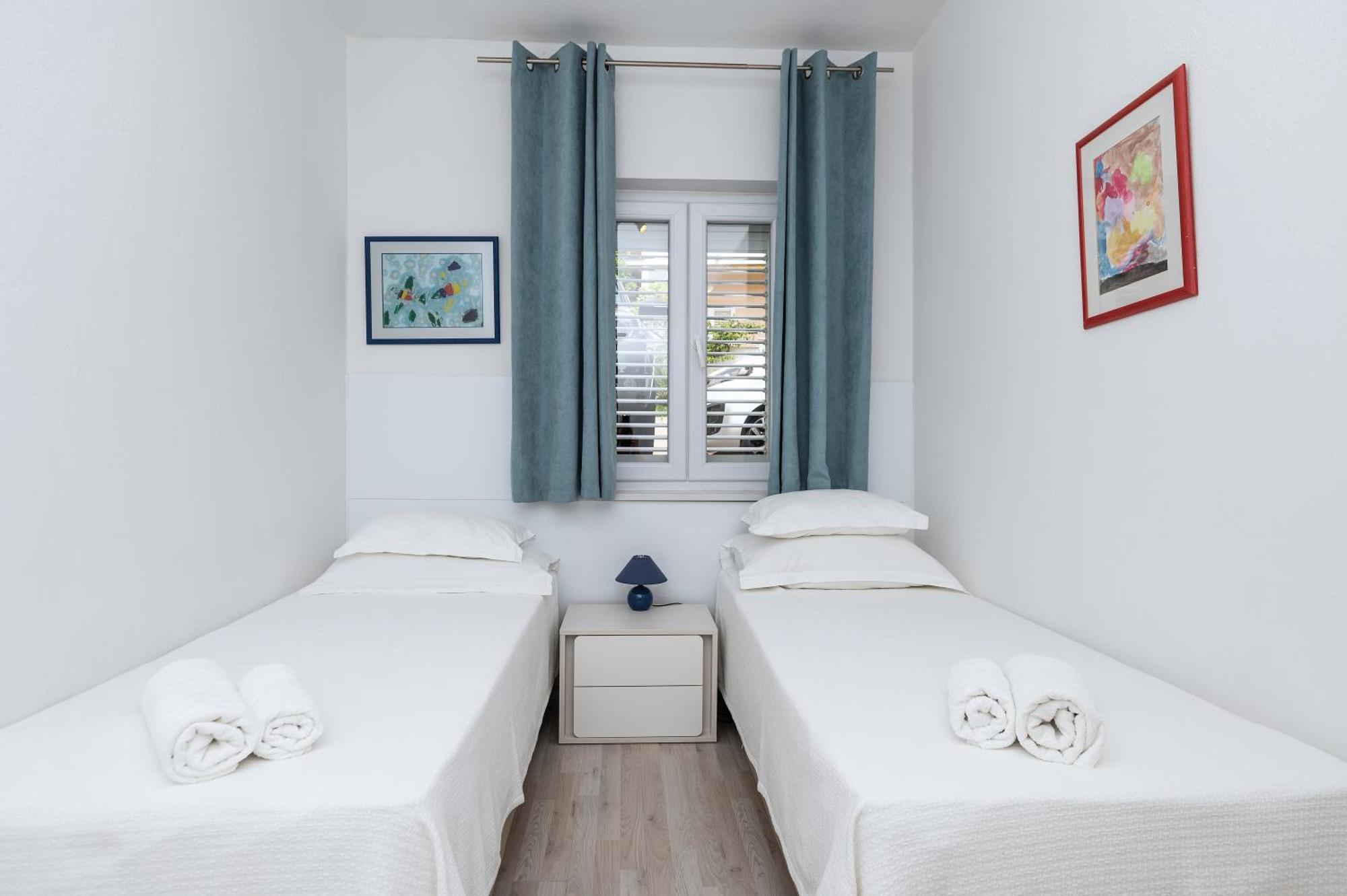 Apartments Sokol Makarska Eksteriør bilde