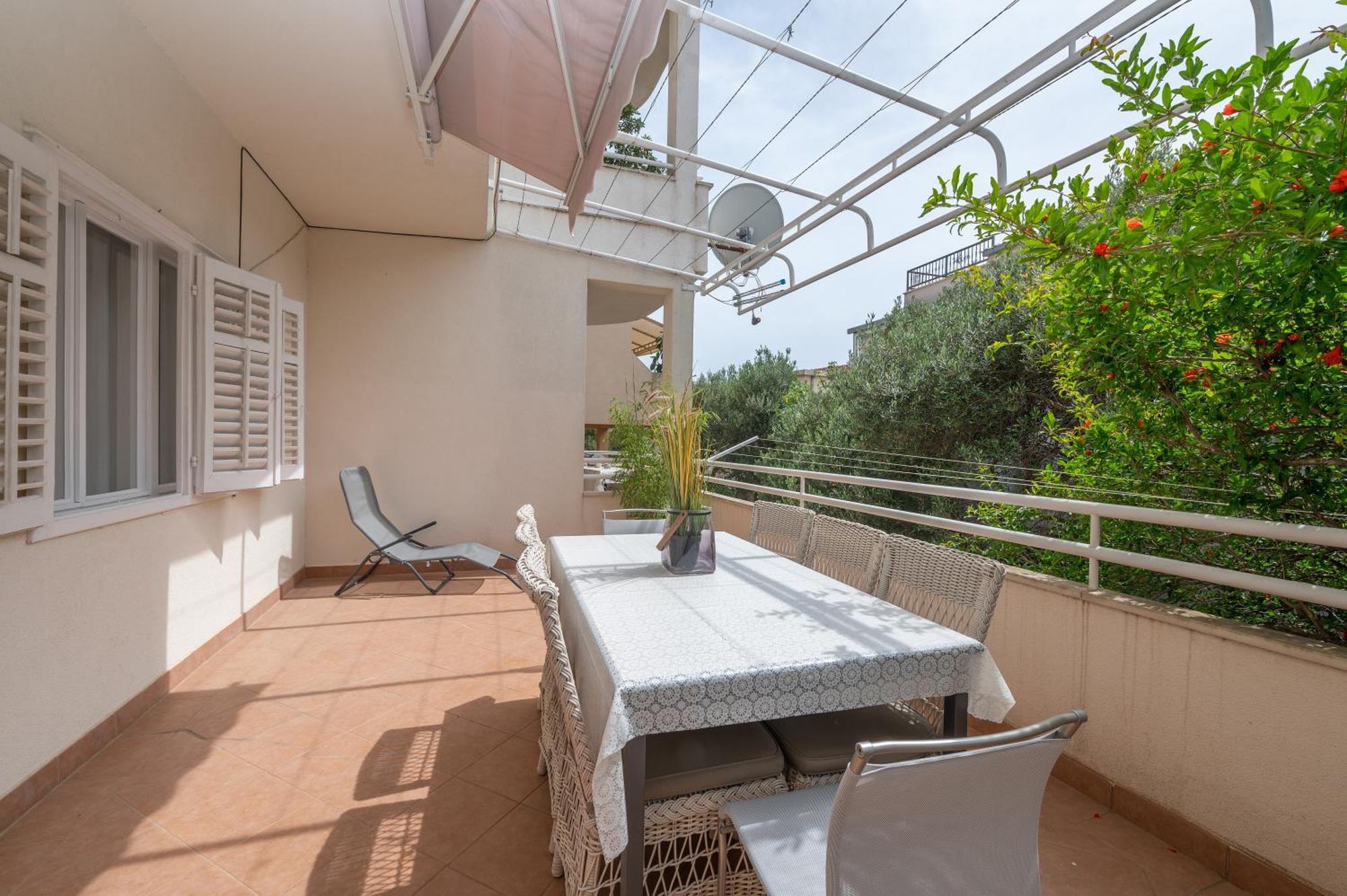 Apartments Sokol Makarska Eksteriør bilde
